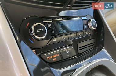 Внедорожник / Кроссовер Ford Escape 2013 в 