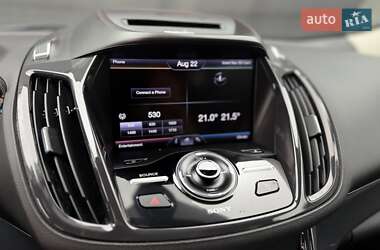 Внедорожник / Кроссовер Ford Escape 2013 в 