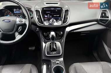 Внедорожник / Кроссовер Ford Escape 2013 в 