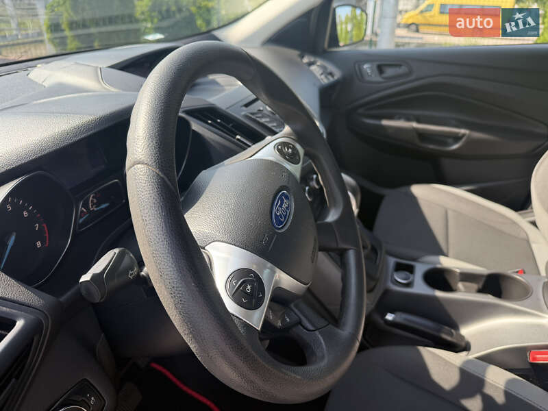 Внедорожник / Кроссовер Ford Escape 2013 в Кременчуге