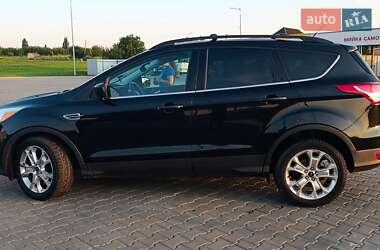 Внедорожник / Кроссовер Ford Escape 2012 в 