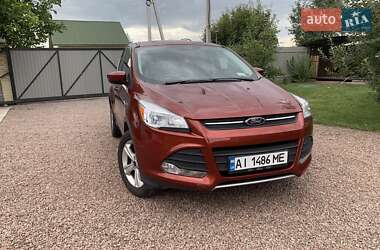 Внедорожник / Кроссовер Ford Escape 2015 в 