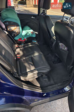Внедорожник / Кроссовер Ford Escape 2014 в 
