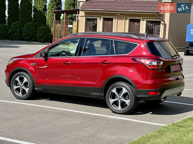 Внедорожник / Кроссовер Ford Escape 2018 в Киеве