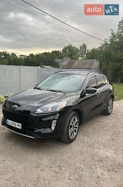 Позашляховик / Кросовер Ford Escape 2021 в Києві
