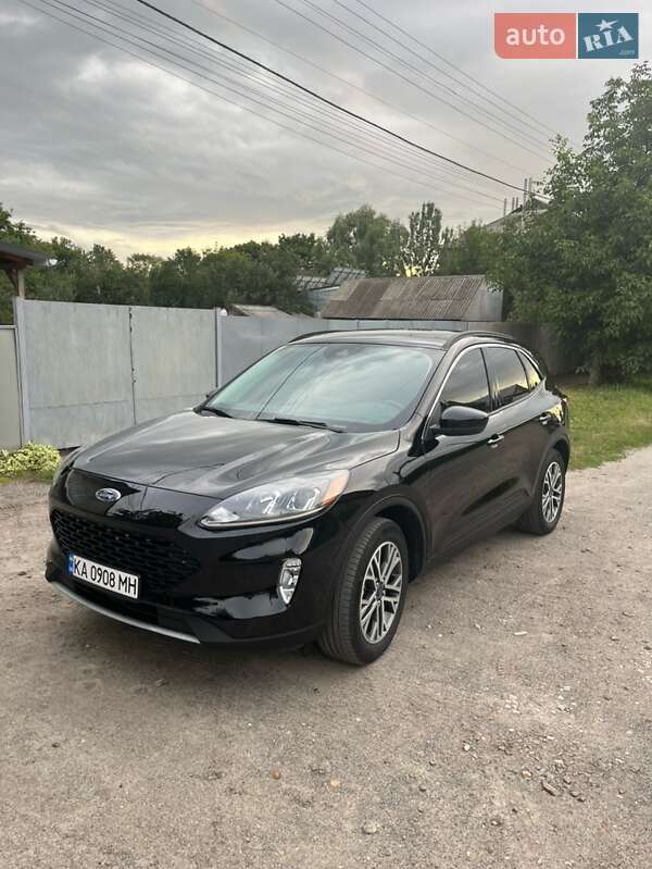 Позашляховик / Кросовер Ford Escape 2021 в Києві