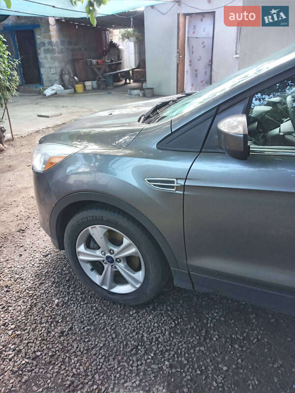 Позашляховик / Кросовер Ford Escape 2014 в Запоріжжі