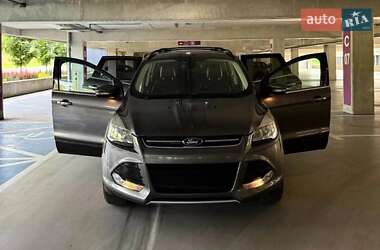Внедорожник / Кроссовер Ford Escape 2015 в Тернополе