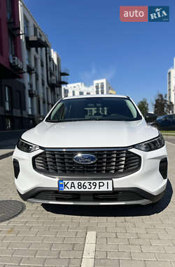 Внедорожник / Кроссовер Ford Escape 2024 в 