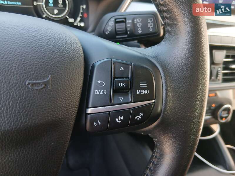 Внедорожник / Кроссовер Ford Escape 2020 в Ирпене