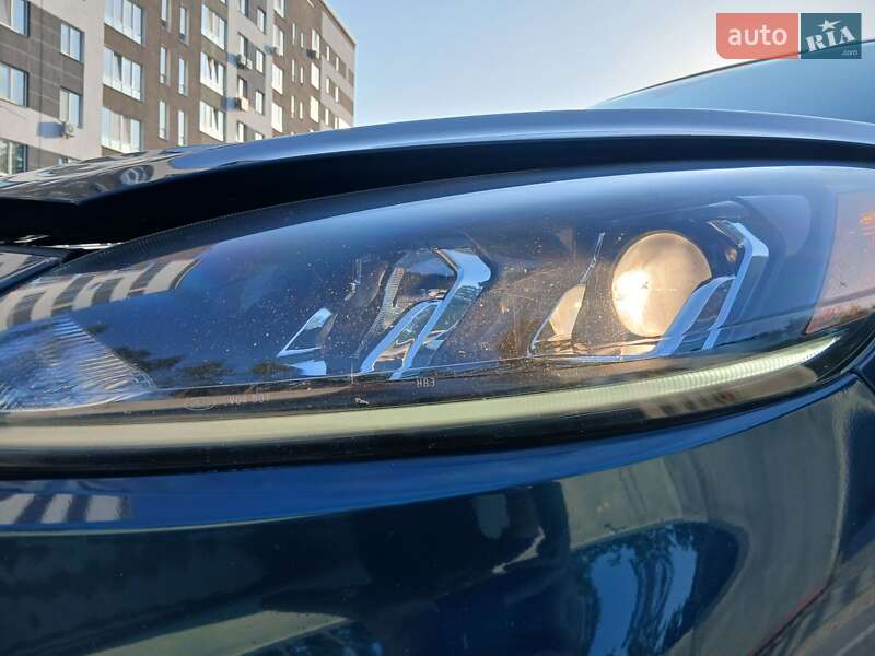 Внедорожник / Кроссовер Ford Escape 2020 в Ирпене