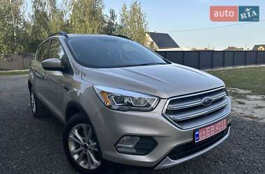 Позашляховик / Кросовер Ford Escape 2016 в Любешові