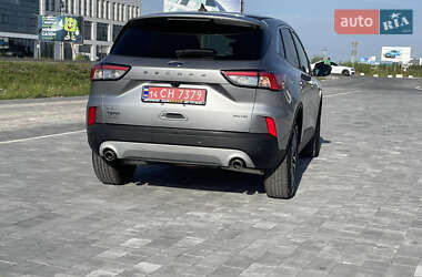 Внедорожник / Кроссовер Ford Escape 2022 в 