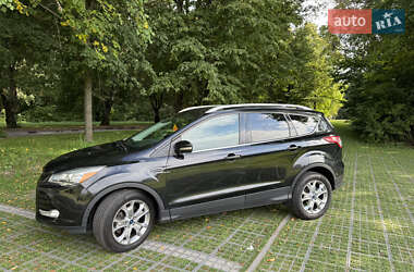 Внедорожник / Кроссовер Ford Escape 2014 в 