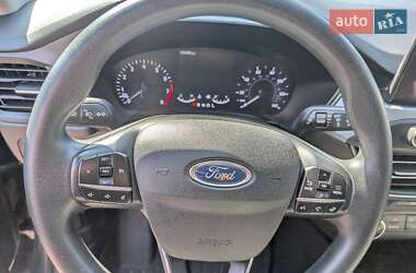 Внедорожник / Кроссовер Ford Escape 2020 в 