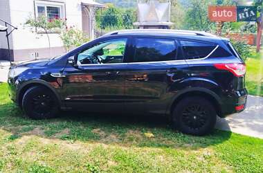 Внедорожник / Кроссовер Ford Escape 2015 в 