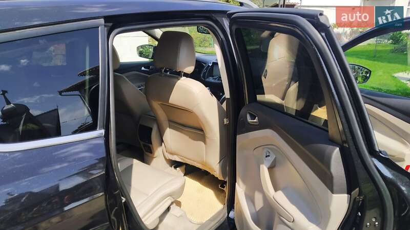 Внедорожник / Кроссовер Ford Escape 2015 в Косове фото 12 Внедорожник / Кроссовер Ford Escape 2015 в Косове