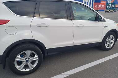 Внедорожник / Кроссовер Ford Escape 2014 в 