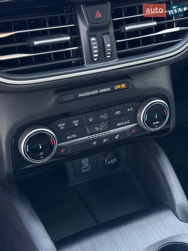 Внедорожник / Кроссовер Ford Escape 2022 в Одессе