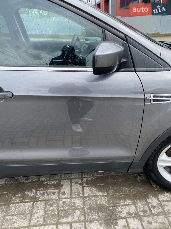 Внедорожник / Кроссовер Ford Escape 2014 в Черновцах