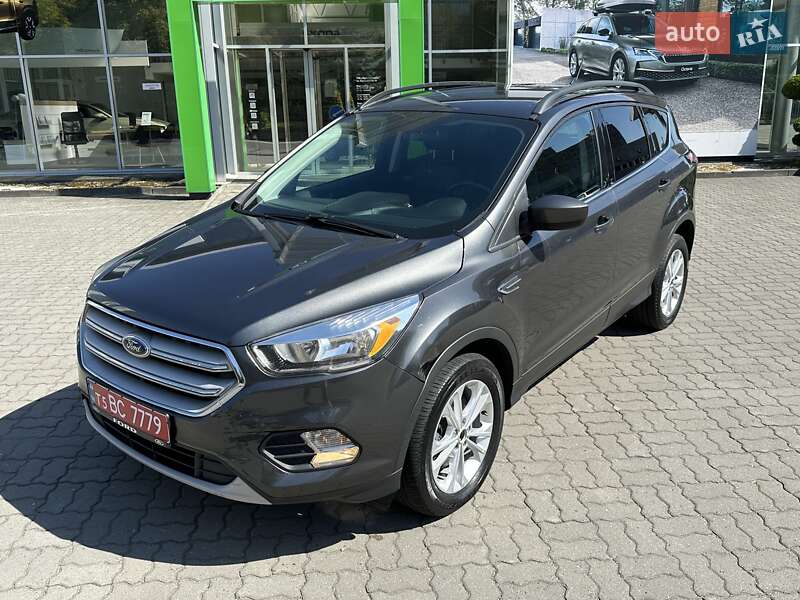 Внедорожник / Кроссовер Ford Escape 2018 в Луцке