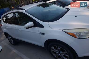 Внедорожник / Кроссовер Ford Escape 2013 в 