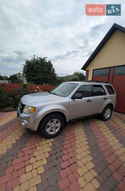 Внедорожник / Кроссовер Ford Escape 2010 в 
