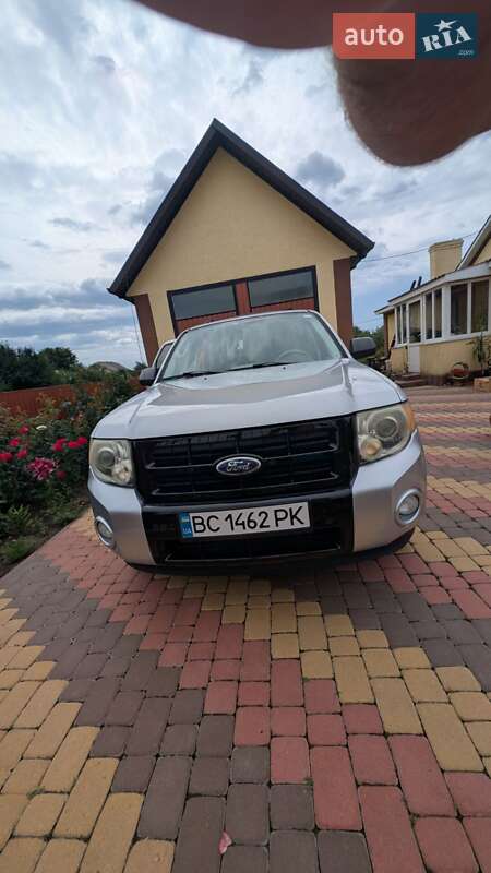 Внедорожник / Кроссовер Ford Escape 2010 в Львове