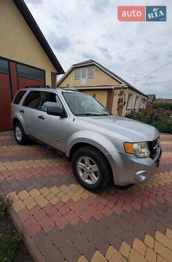 Внедорожник / Кроссовер Ford Escape 2010 в 