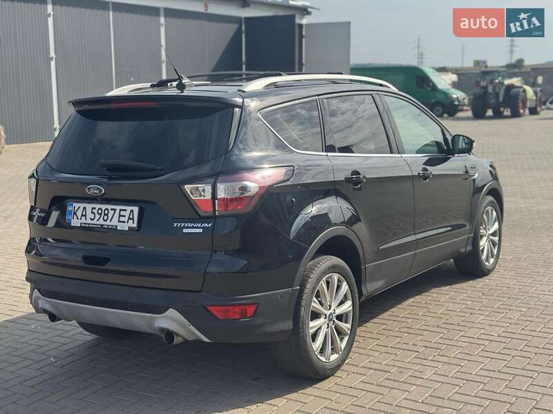 Внедорожник / Кроссовер Ford Escape 2018 в Ровно