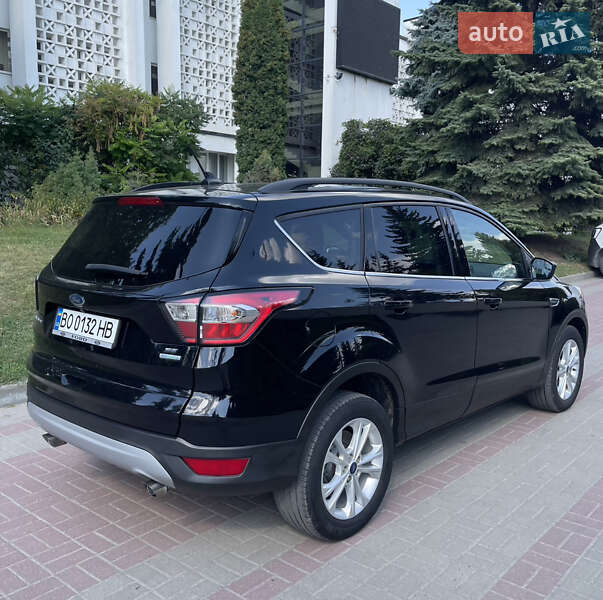 Внедорожник / Кроссовер Ford Escape 2017 в Тернополе