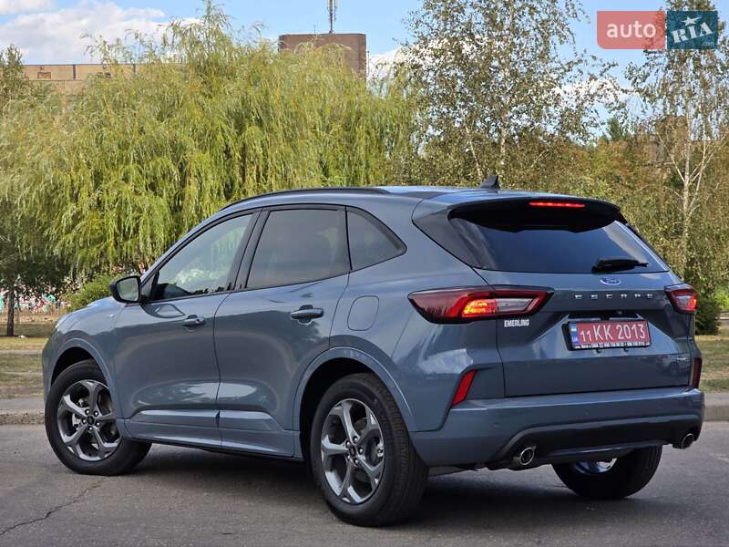 Внедорожник / Кроссовер Ford Escape 2024 в Кривом Роге