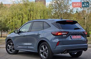 Внедорожник / Кроссовер Ford Escape 2024 в 
