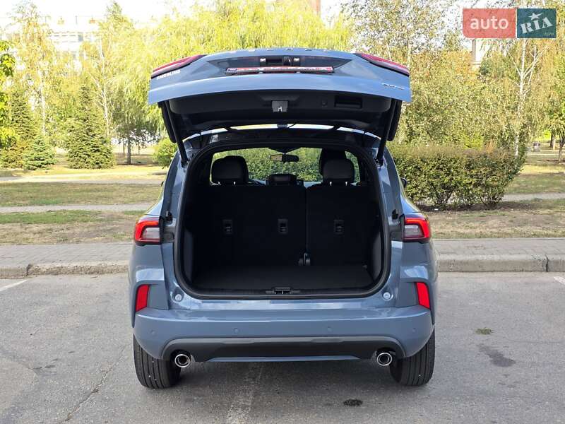 Внедорожник / Кроссовер Ford Escape 2024 в Кривом Роге