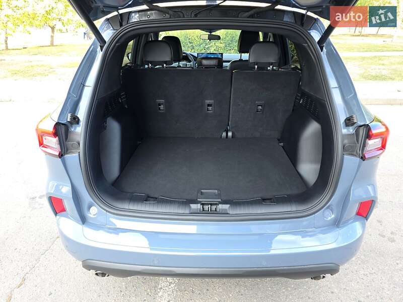 Внедорожник / Кроссовер Ford Escape 2024 в Кривом Роге