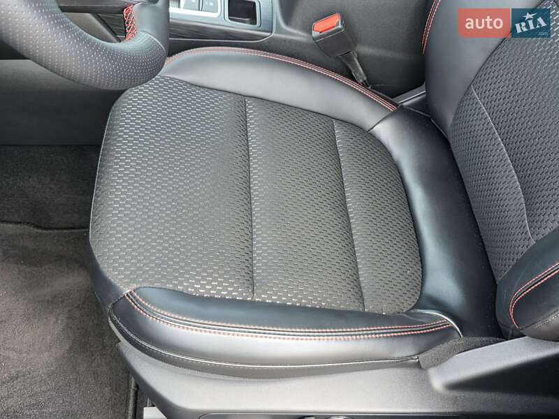 Внедорожник / Кроссовер Ford Escape 2024 в Кривом Роге