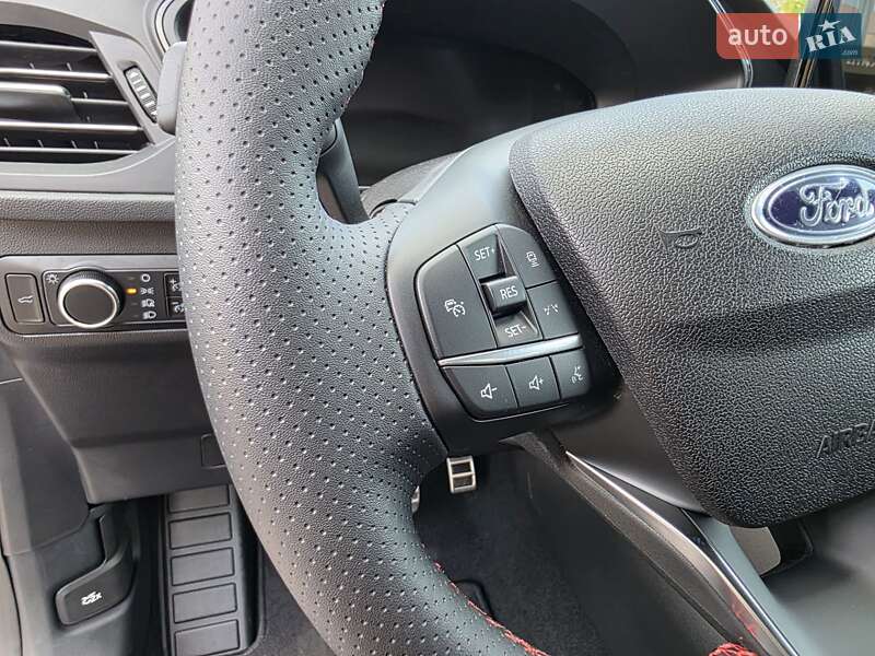 Внедорожник / Кроссовер Ford Escape 2024 в Кривом Роге