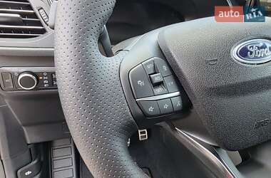 Внедорожник / Кроссовер Ford Escape 2024 в 