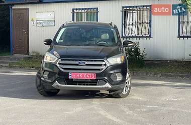 Позашляховик / Кросовер Ford Escape 2016 в 