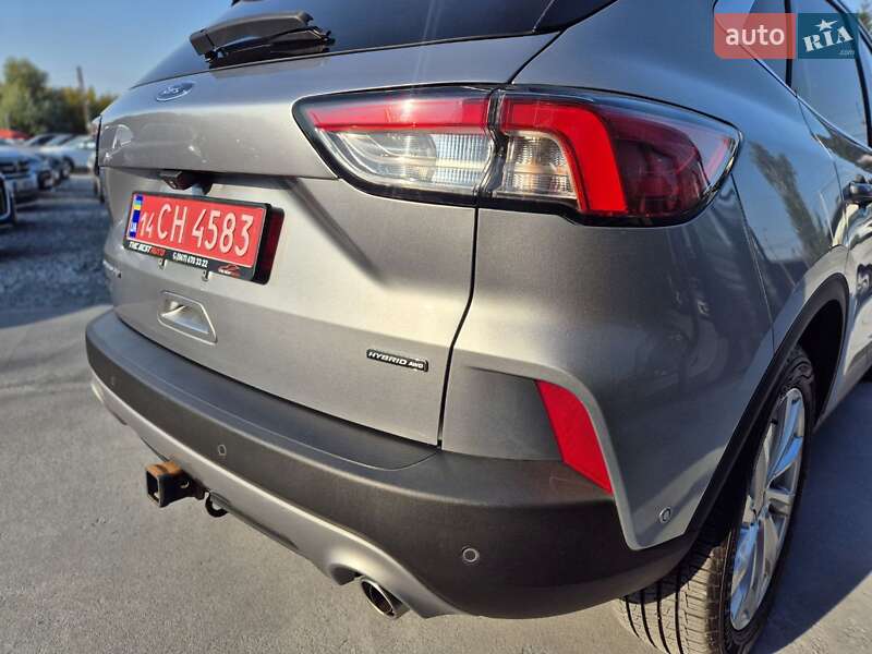 Позашляховик / Кросовер Ford Escape 2021 в Рівному