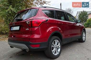 Внедорожник / Кроссовер Ford Escape 2019 в 