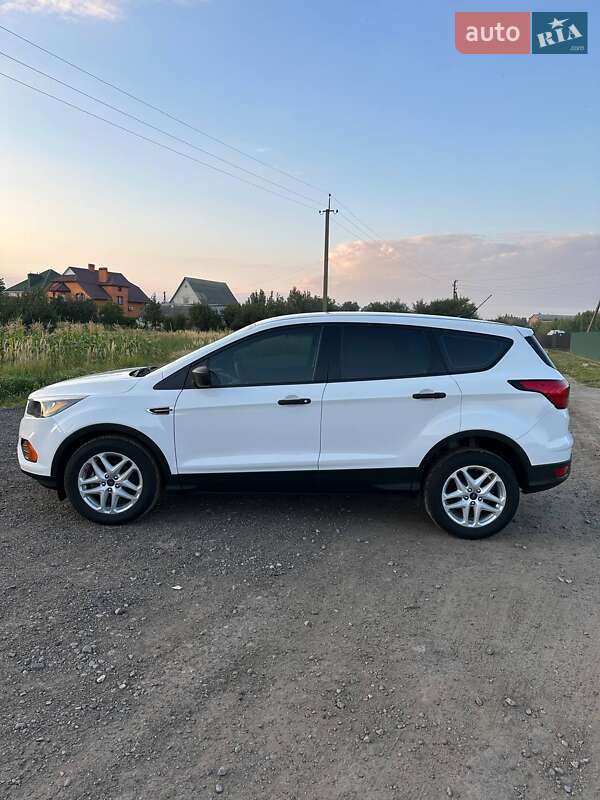 Внедорожник / Кроссовер Ford Escape 2018 в Броварах фото 3 Внедорожник / Кроссовер Ford Escape 2018 в Броварах
