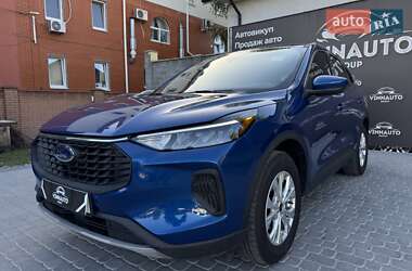 Внедорожник / Кроссовер Ford Escape 2023 в 