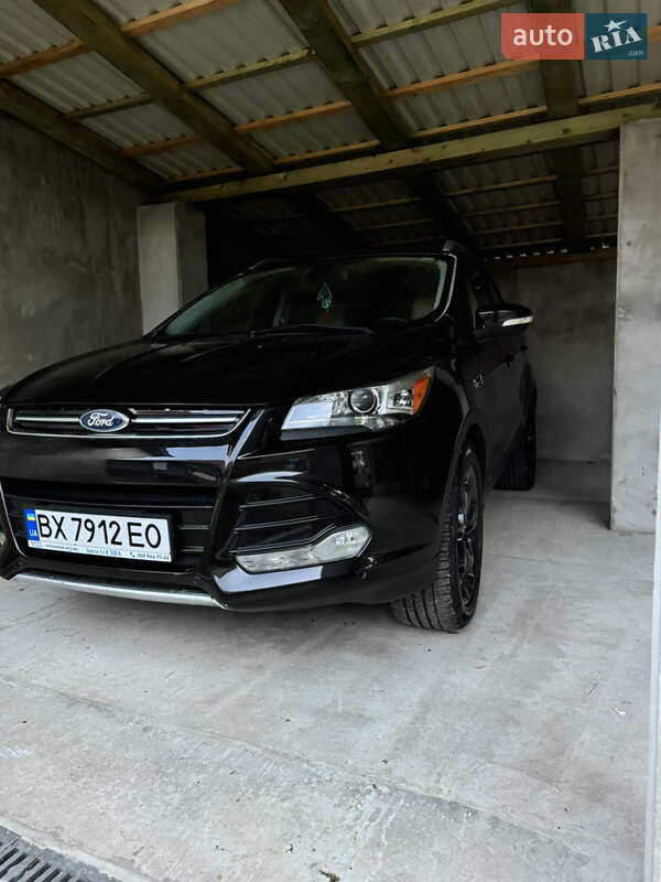 Внедорожник / Кроссовер Ford Escape 2014 в Измаиле