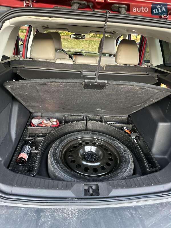 Внедорожник / Кроссовер Ford Escape 2013 в Благовещенском фото 16 Внедорожник / Кроссовер Ford Escape 2013 в Благовещенском