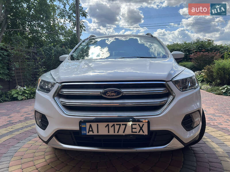 Позашляховик / Кросовер Ford Escape 2018 в Києві