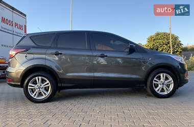 Внедорожник / Кроссовер Ford Escape 2018 в 