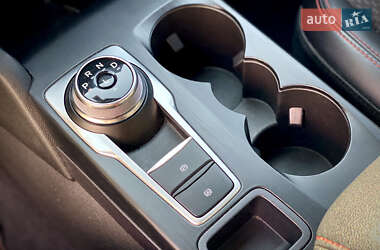 Внедорожник / Кроссовер Ford Escape 2023 в 