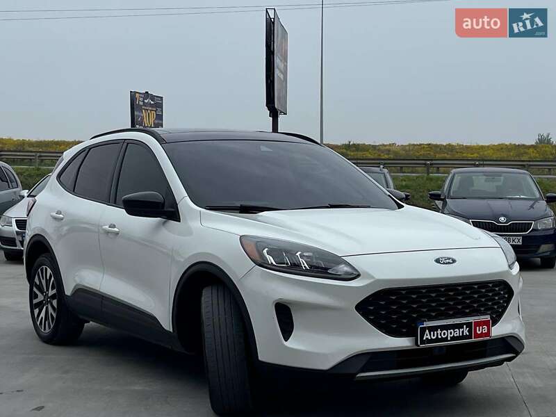 Внедорожник / Кроссовер Ford Escape 2020 в Львове