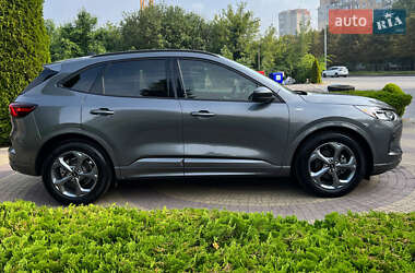 Внедорожник / Кроссовер Ford Escape 2023 в 
